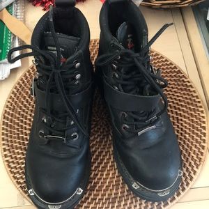 Milwaukee motor cycle boots for men